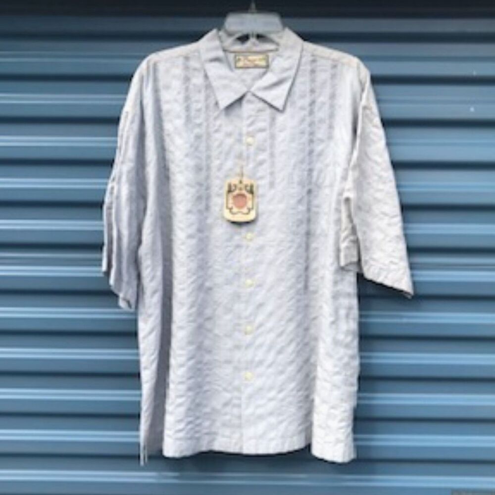Casual Button Down Shirt . Size: Extra Large {46-48} . Pusser's . West Indies